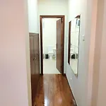 Main Square Penthouse Порту