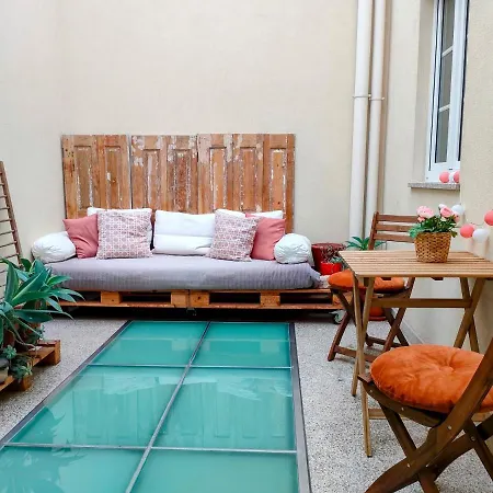 Main Square Penthouse Oporto