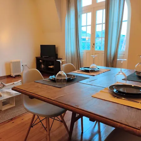 Main Square Penthouse Apartment Porto