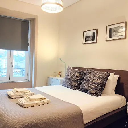 Main Square Penthouse Oporto